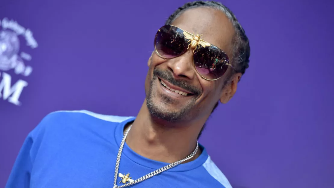 Snoop Dogg n'arrête pas de fumer, c'était de la pub !