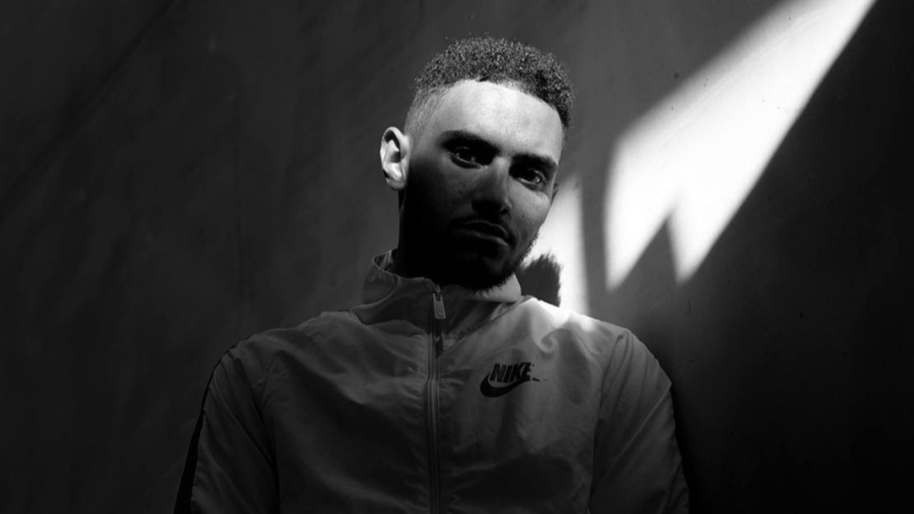 404Billy allume violemment Tayc sur les réseaux