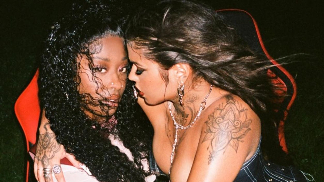 "ANGILINAZULI" : le projet commun qui va faire applaudir ton booty "ANGILINAZULI" : le projet commun qui va faire applaudir ton booty