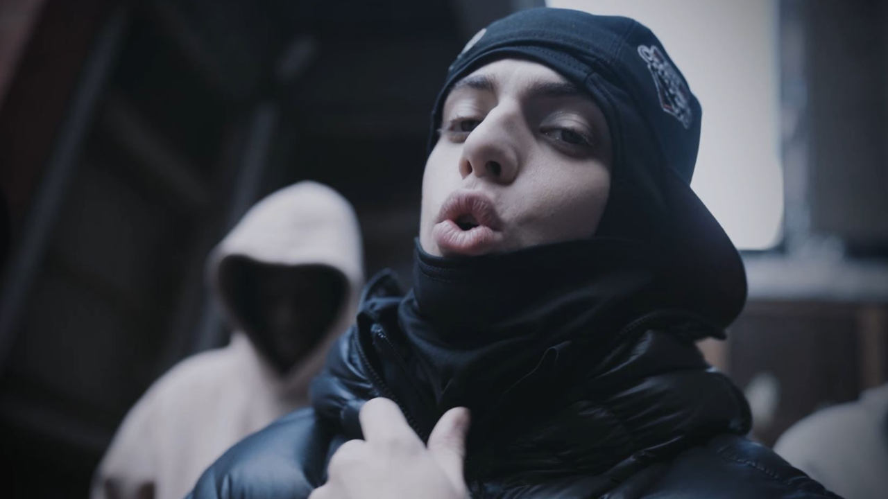 Anyme casse Internet grâce à son clip tourné à New-York avec des membres de gang