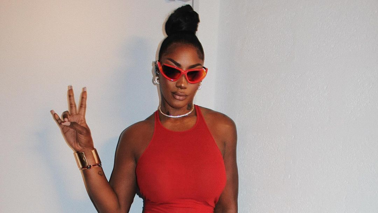 Aya Nakamura : son avocat annonce qu’elle pourrait porter plainte