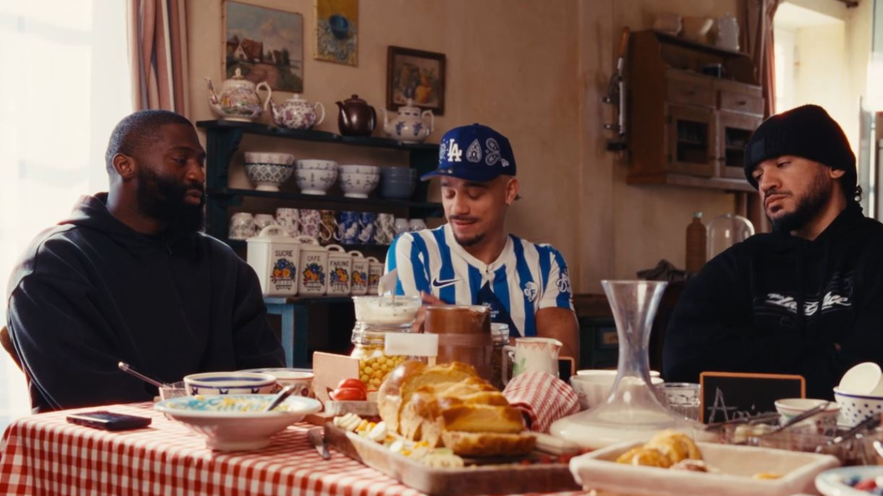 Cédric Doumbé toujours blessé, il donne des nouvelles concernant son retour : "les ligaments sont rompus" Cédric Doumbé toujours blessé, il donne des nouvelles concernant son retour : "les ligaments sont rompus"