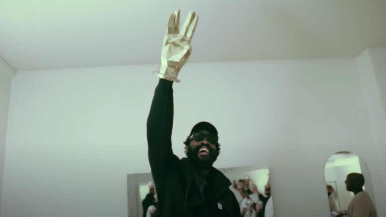 Damso dévoile enfin le clip de "Coeur de Pirate"