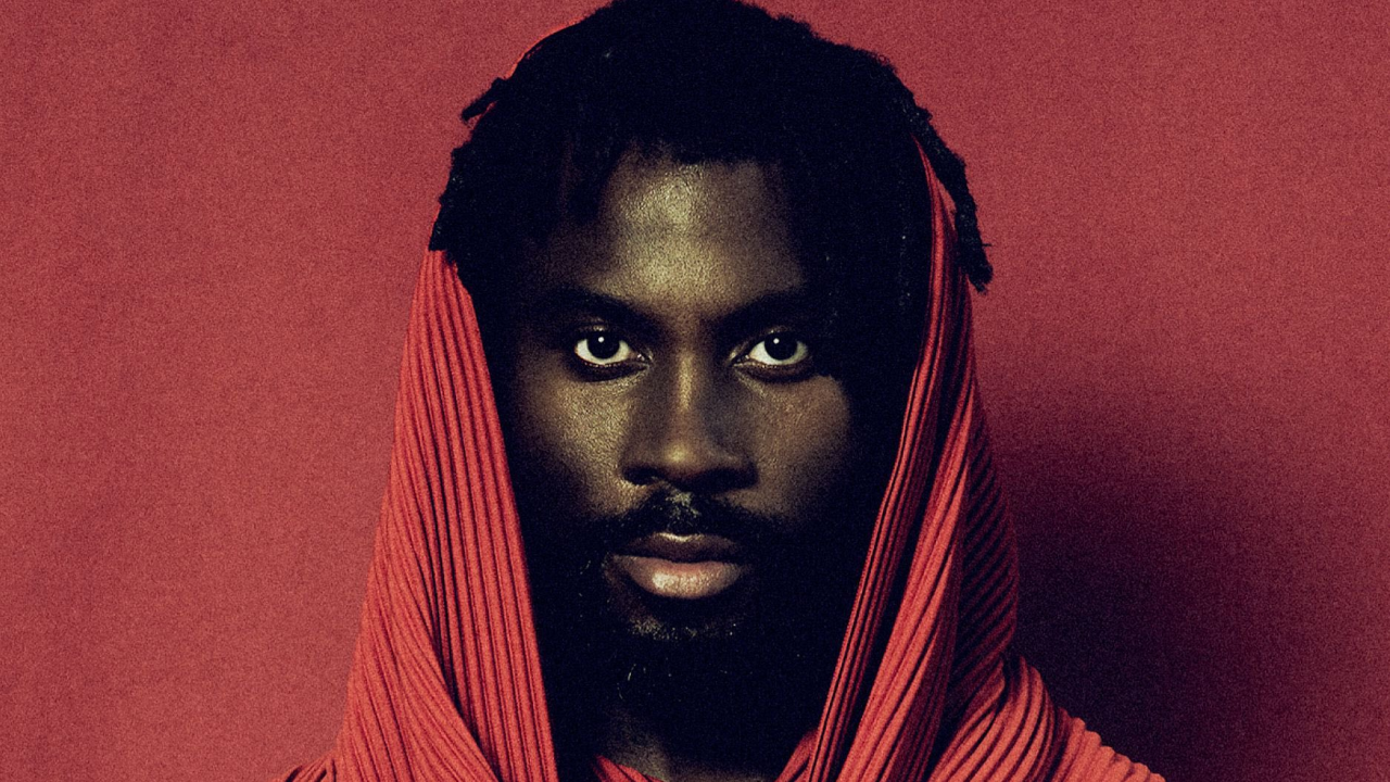 Damso va sortir un film en rapport avec "BĒYĀH" ! Damso va sortir un film en rapport avec "BĒYĀH" !