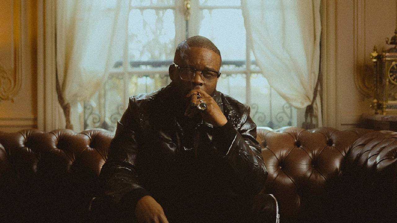 Dosseh annonce son nouvel album "Dieu donne, j'utilise" avec un teaser percutant Dosseh annonce son nouvel album "Dieu donne, j'utilise" avec un teaser percutant