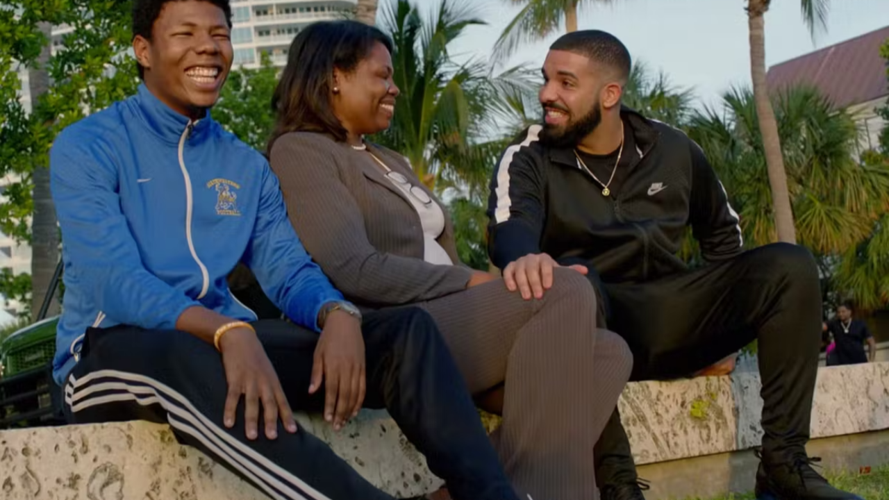 Drake d&eacute;croche un record historique gr&acirc;ce &agrave; "God's Plan" sur Spotify