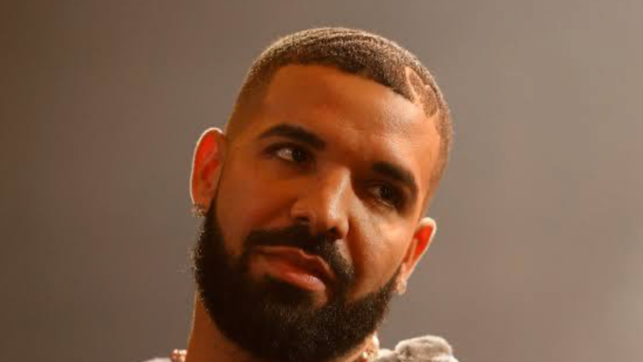 Drake relance le mystère autour de son album Iceman Drake relance le mystère autour de son album Iceman