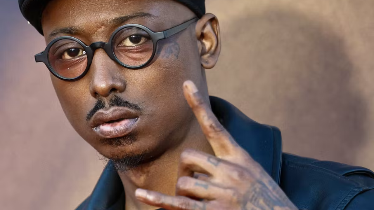 Guizmo fait parvenir une lettre pour la sortie de son album: "La tani&egrave;re est lib&eacute;rable, et moi aussi bient&ocirc;t"