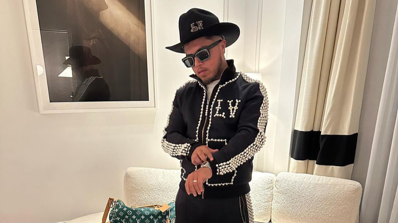 Hamza : quand il fait preuve d’autodérision sur sa taille Hamza : quand il fait preuve d’autodérision sur sa taille