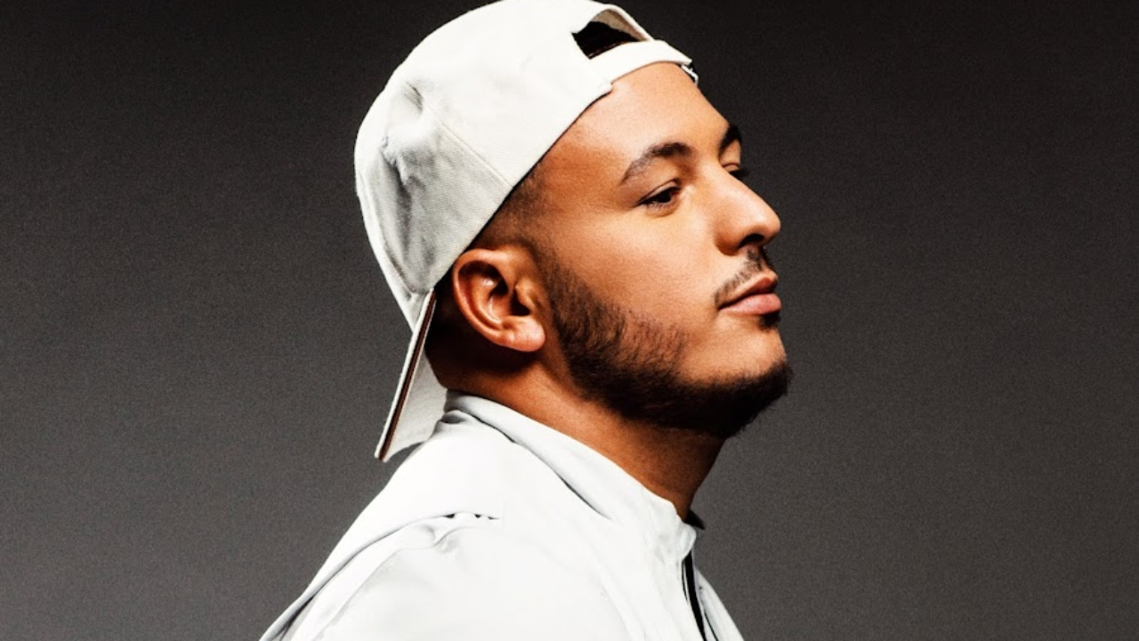 Hornet la Frappe rend hommage au rap français dans “Vie d’artiste”