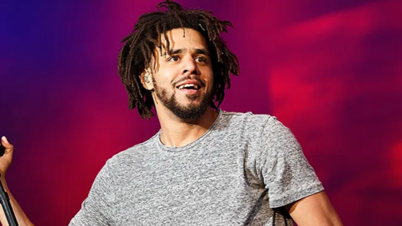 J. Cole revisite sa pol&eacute;mique avec Kendrick Lamar dans une sortie surprise avant The Fall-Off