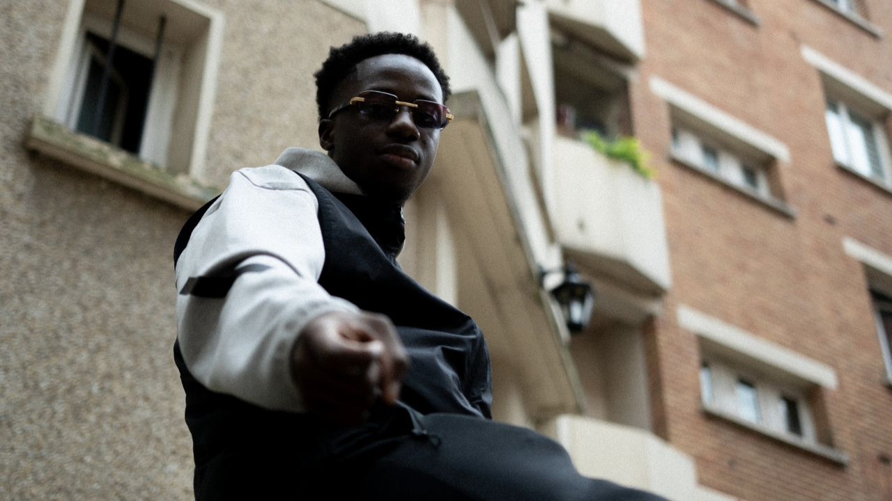 JRK19 lâche un gros freestyle en direct de sa cellule de prison