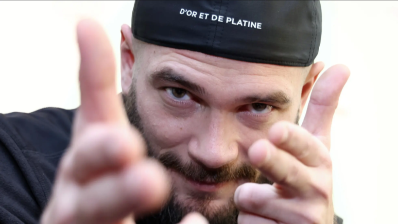 Jul est milliardaire !