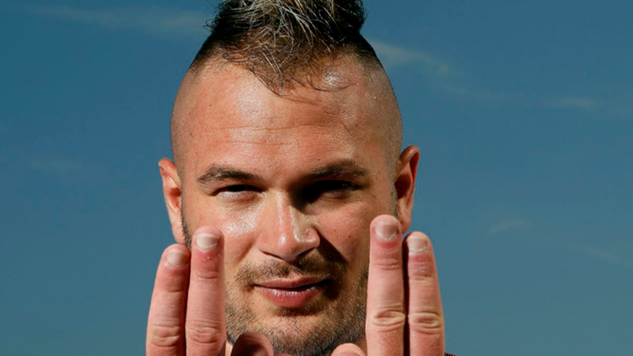 Jul : gros coup de gueule contre ses haters Jul : gros coup de gueule contre ses haters