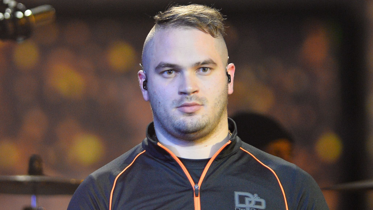 Jul : un tournage de clip non autorisé entraîne des gardes-à vue