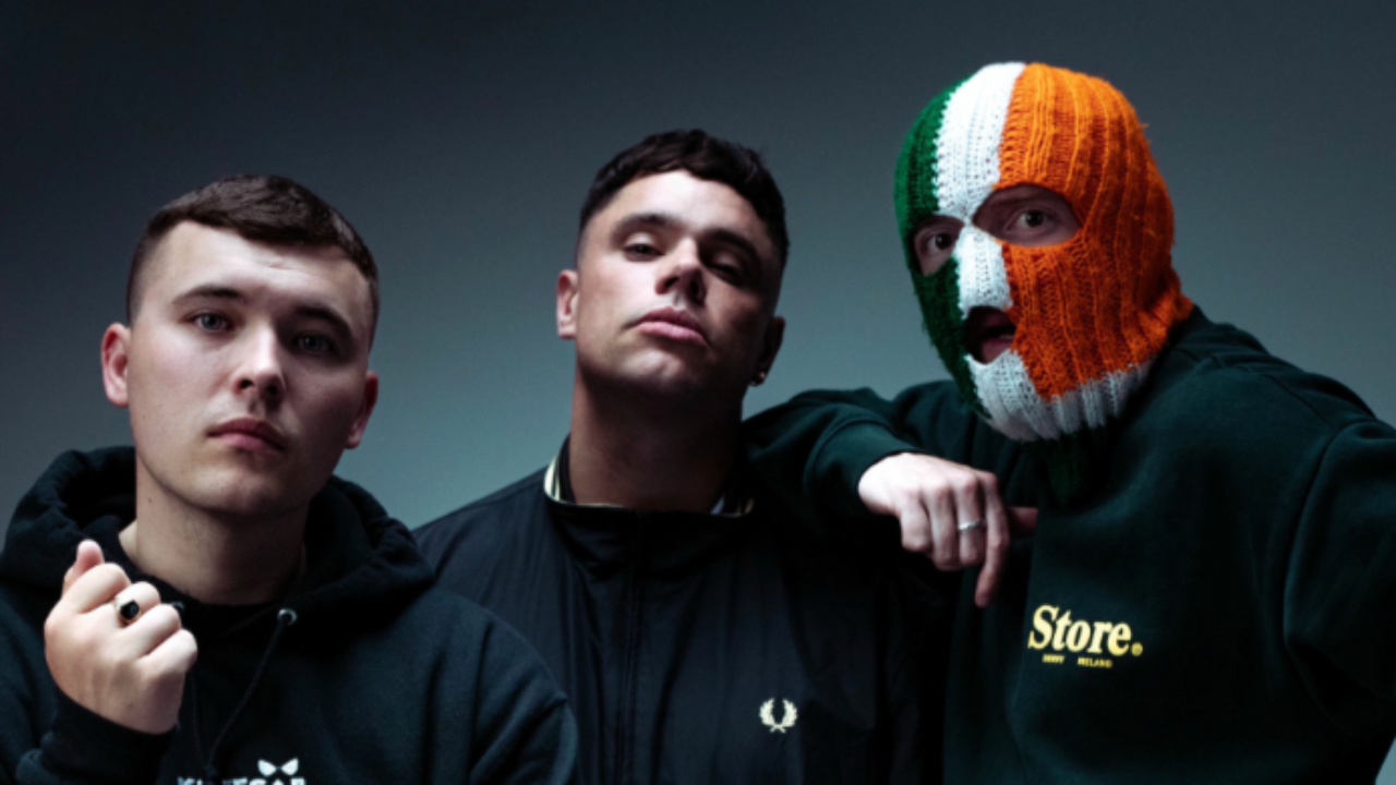 Les procureurs britanniques veulent relancer une charge terroriste contre un rappeur de Kneecap