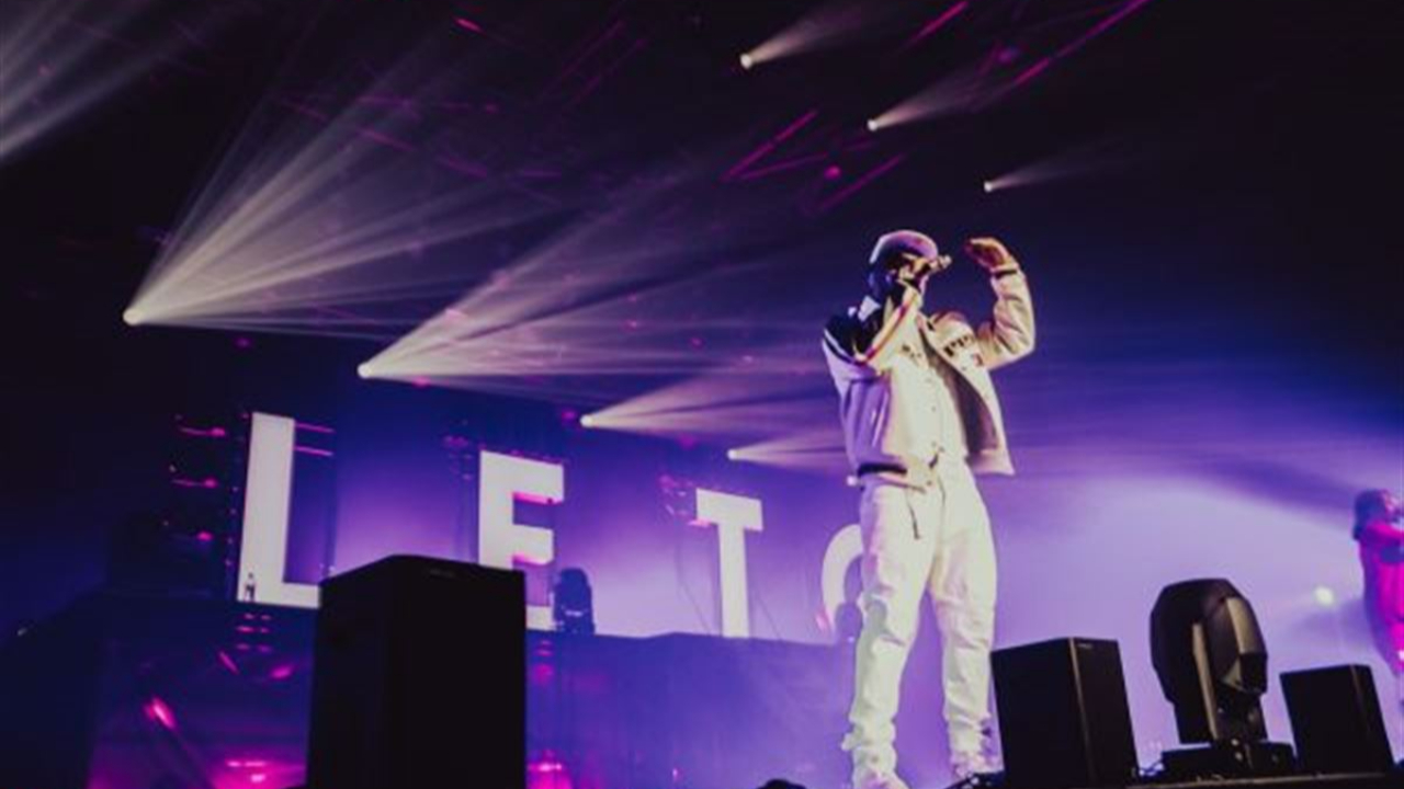 Leto fout le feu pour son tout premier concert à l'Accor Arena de Bercy Leto fout le feu pour son tout premier concert à l'Accor Arena de Bercy