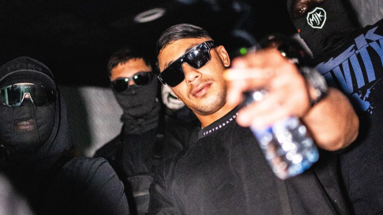 Maes arrêté à Dubaï : "Désolé pour le festival d’aujourd’hui" Maes arrêté à Dubaï : "Désolé pour le festival d’aujourd’hui"