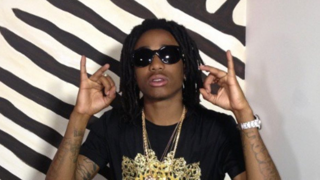 Quand Quavo achète un t-shirt de TakeOff à un fan !