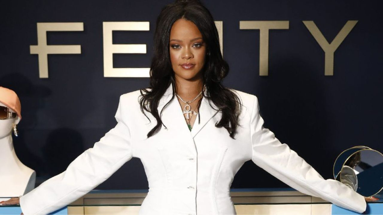 Rihanna : ses parfums retir&eacute;s de la vente &agrave; cause de risques sur la fertilit&eacute;