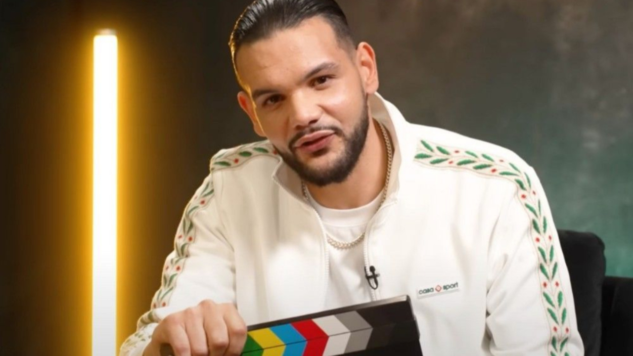 Sadek insulte tous les rappeurs présents à l'hommage pour Werenoi : "Sans la musique, vous seriez au PMU" Sadek insulte tous les rappeurs présents à l'hommage pour Werenoi : "Sans la musique, vous seriez au PMU"