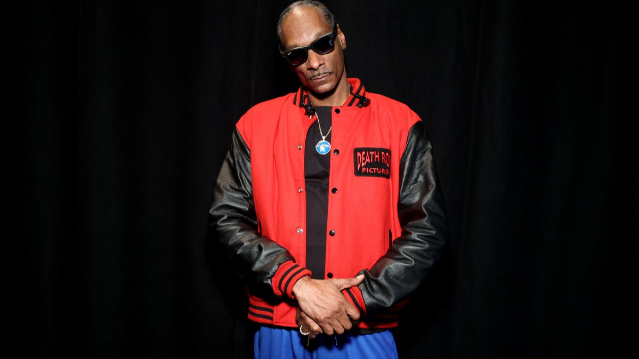 Snoop Dogg : "Snoop", le film sur sa vie, officiellement annoncé pour 2027 Snoop Dogg : "Snoop", le film sur sa vie, officiellement annoncé pour 2027