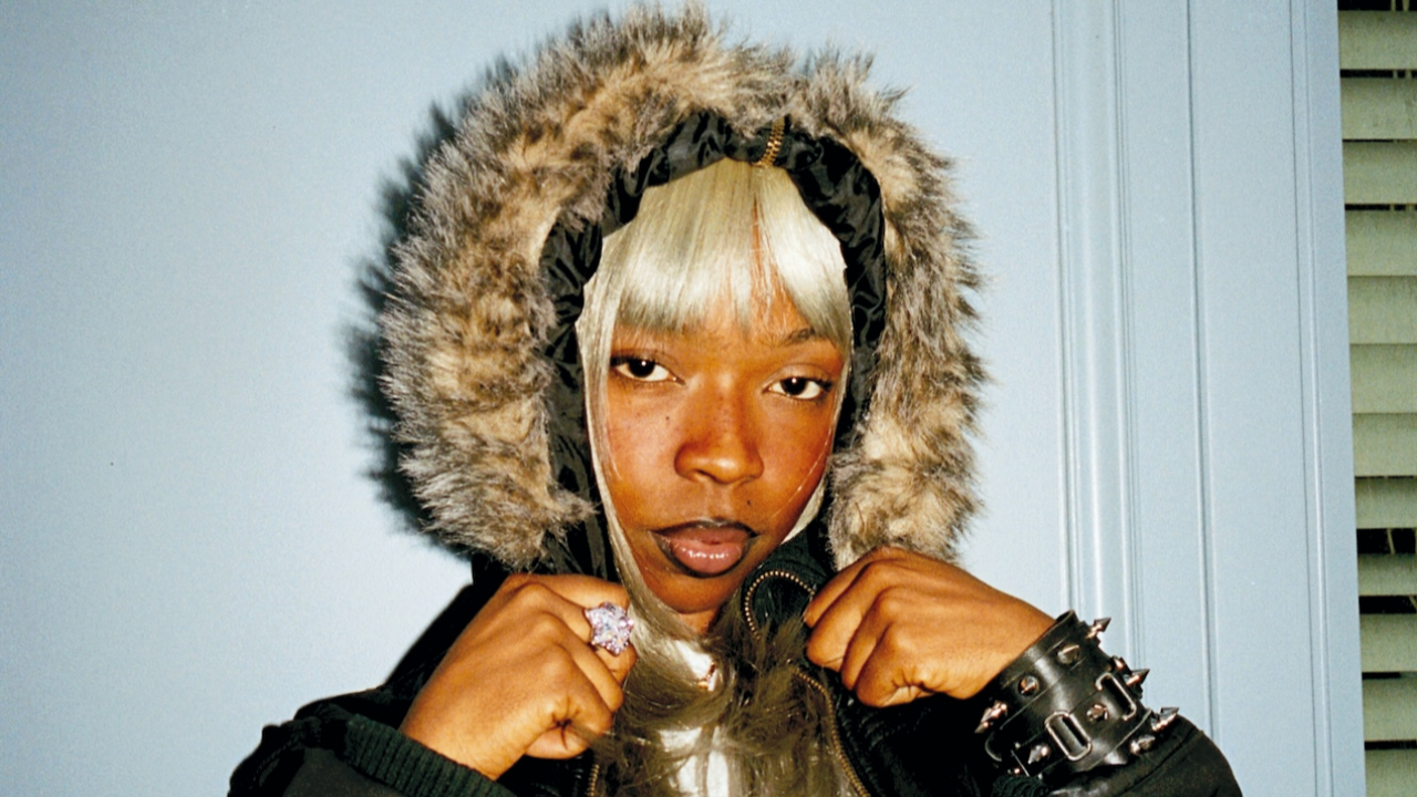 Theodora met les choses au clair avec Bardella et le RN : "Je ne partagerai jamais vos idées" Theodora met les choses au clair avec Bardella et le RN : "Je ne partagerai jamais vos idées"