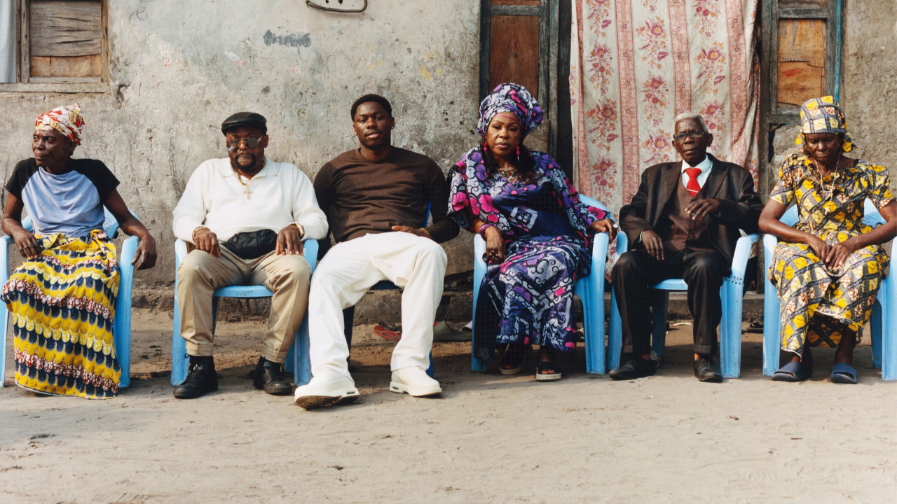 Tiakola réalise un énorme démarrage avec son album "WpointM" Tiakola réalise un énorme démarrage avec son album "WpointM"