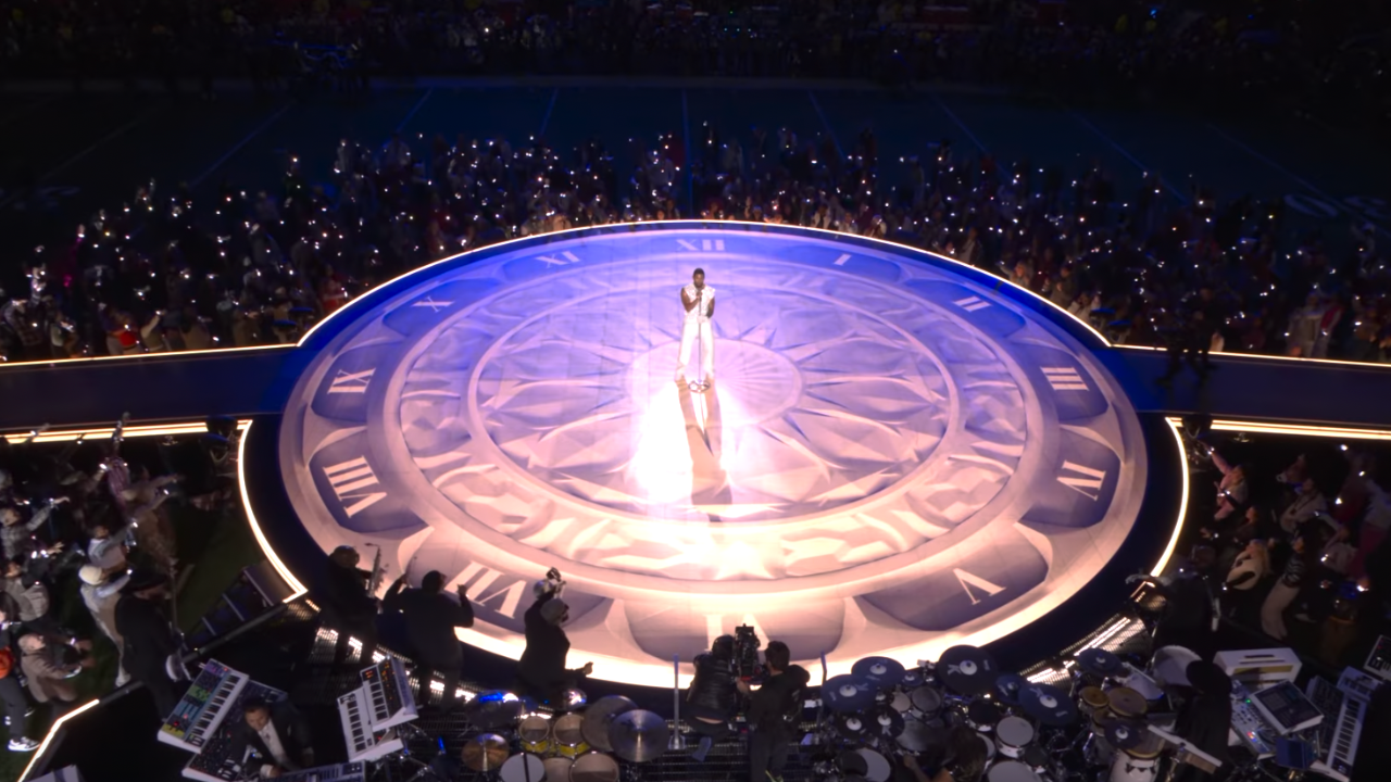 Usher : les chiffres fous de sa performance au Super Bowl