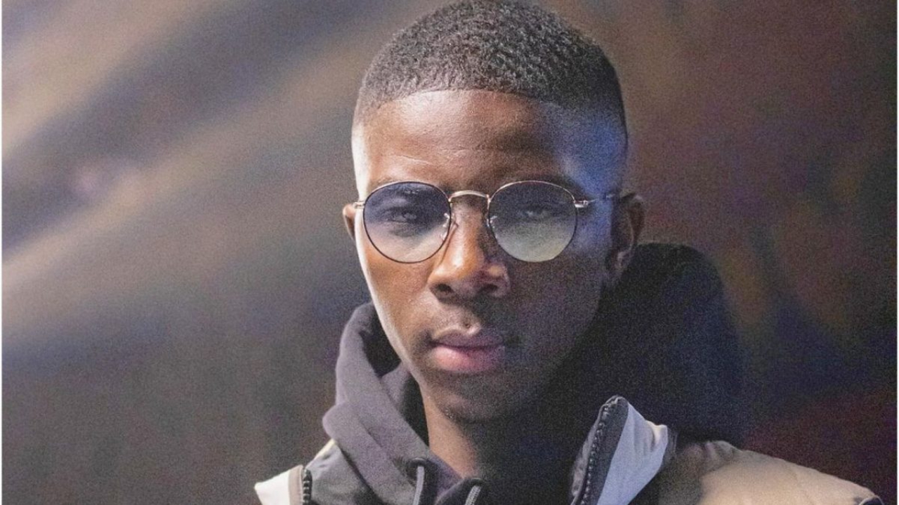 Uzi annonce son retour avec un son qui reprend "Retour aux Pyramides" des X-Men