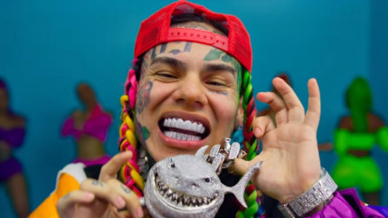 6ix9ine : ses agresseurs arrêtés 6ix9ine : ses agresseurs arrêtés