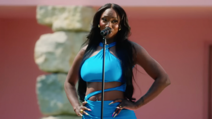 Aya Nakamura : son concert acoustique envoûtant au Domaine de la Rose avec Lancôme Aya Nakamura : son concert acoustique envoûtant au Domaine de la Rose avec Lancôme