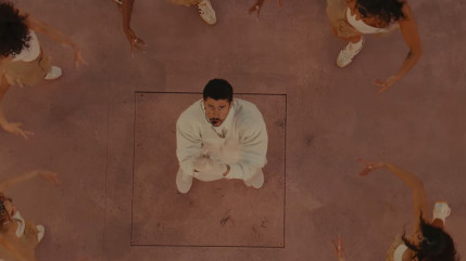 Bad Bunny fait le boulot &agrave; la mi-temps du Super Bowl, Trump enrage