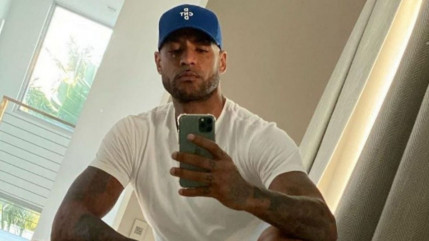 Booba : son compte Twitter supprim&eacute;, que pr&eacute;pare-t-il ?