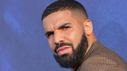 Drake relance les rumeurs sur un nouveau projet musical avec des images en studio