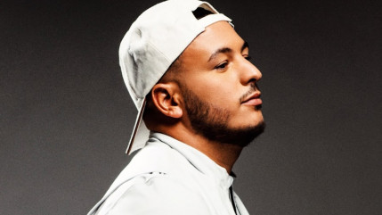 Hornet la Frappe rend hommage au rap français dans “Vie d’artiste”