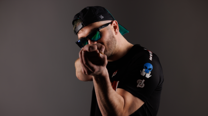 Jul annonce un double album "Coeur blanc"