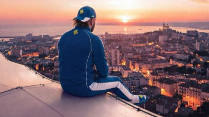 Jul d&eacute;voile la tracklist de "Oubliez moi" avec un seul feat !