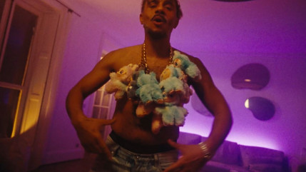 Mister V continue &agrave; troller le rap game dans "Les 11 rappeurs &agrave; ne pas suivre 2"