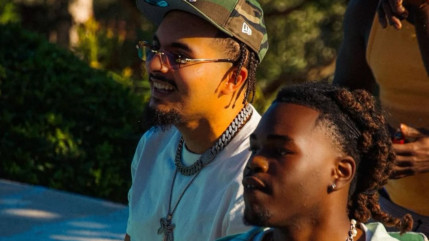 RK s’allie à Genenzio pour le double‑clip percutant "Encore / Viano" RK s’allie à Genenzio pour le double‑clip percutant "Encore / Viano"