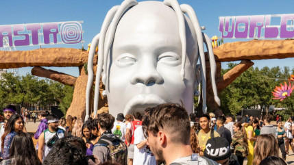 Travis Scott veut "gu&eacute;rir les douleurs" provoqu&eacute;es par la trag&eacute;die de l'Astroworld Festival