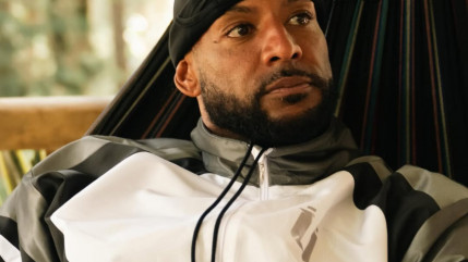 &Uuml;nkut : Booba s'affiche avec des pi&egrave;ces de la nouvelle collection