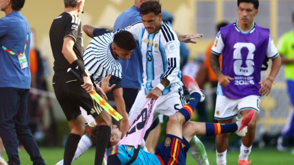 Coupe du Monde 2026 : aucune sanction pour Paredes et l'Argentine, la mascarade continue Coupe du Monde 2026 : aucune sanction pour Paredes et l'Argentine, la mascarade continue