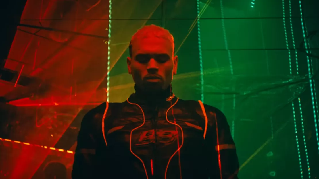Chris Brown rentre dans notre "Psychic"