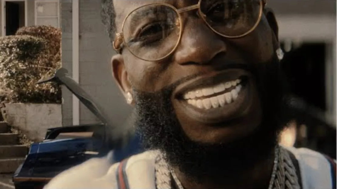 Gucci Mane sort le clip de "06 Gucci"
