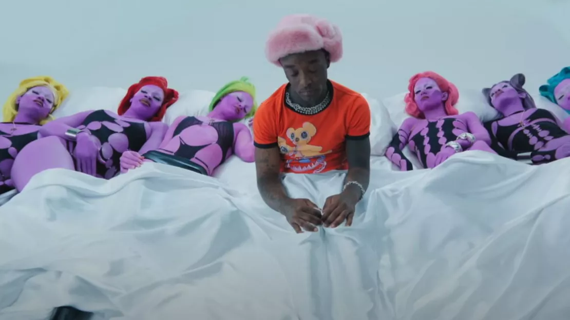 Lil Uzi Vert en mode futuriste dans "Chill Bae"