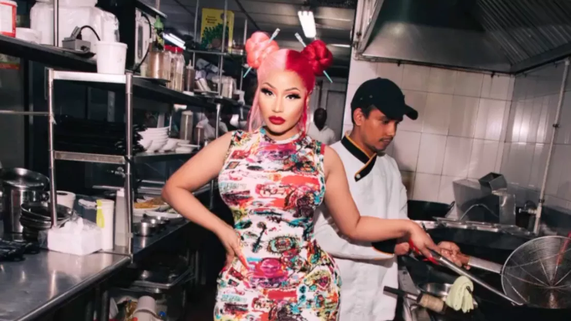 Nicki Minaj surprend avec "Red Ruby Da Sleeze"