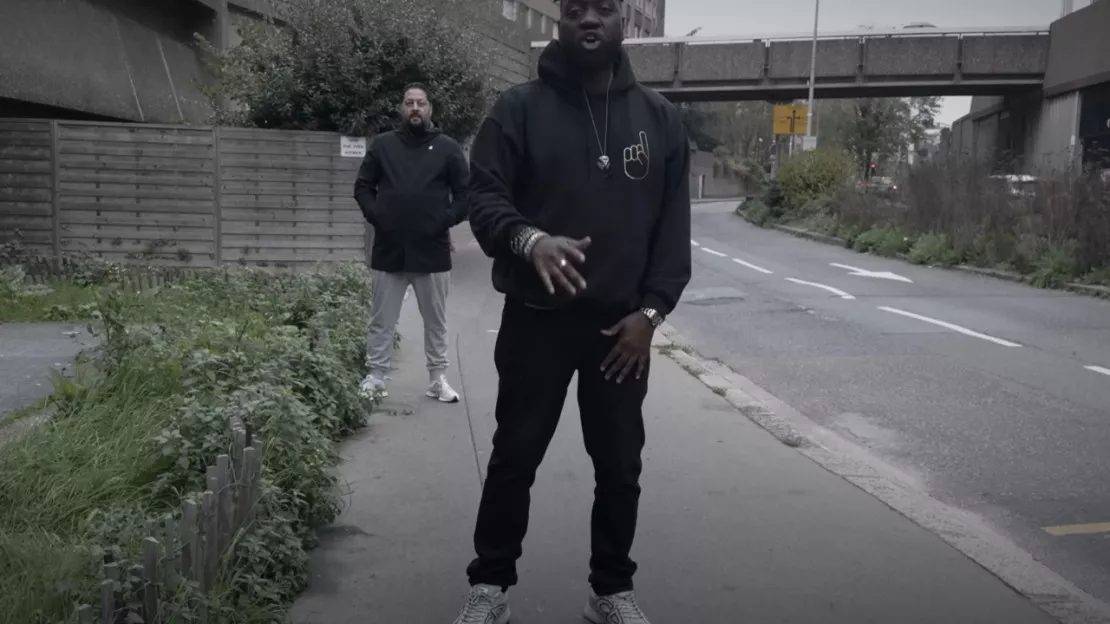 Zoxea rappe encore très propre à "50 Piges"