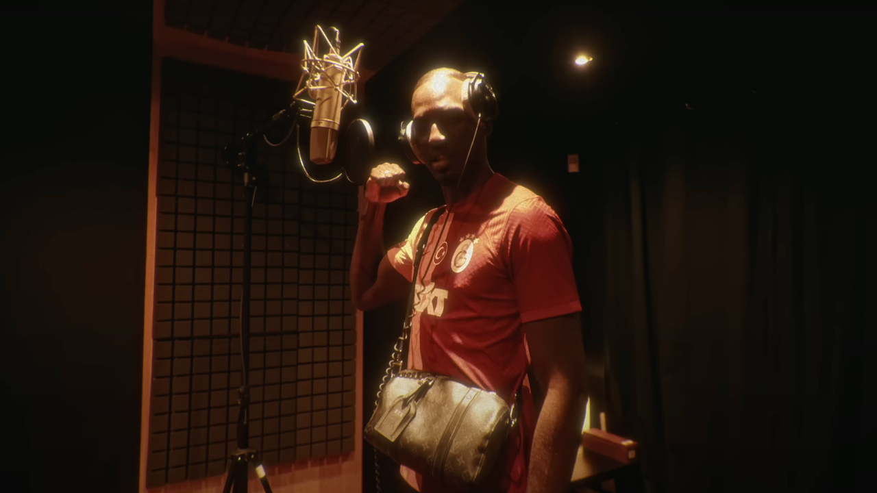 2 Mètres balance un nouveau freestyle : "VVS"