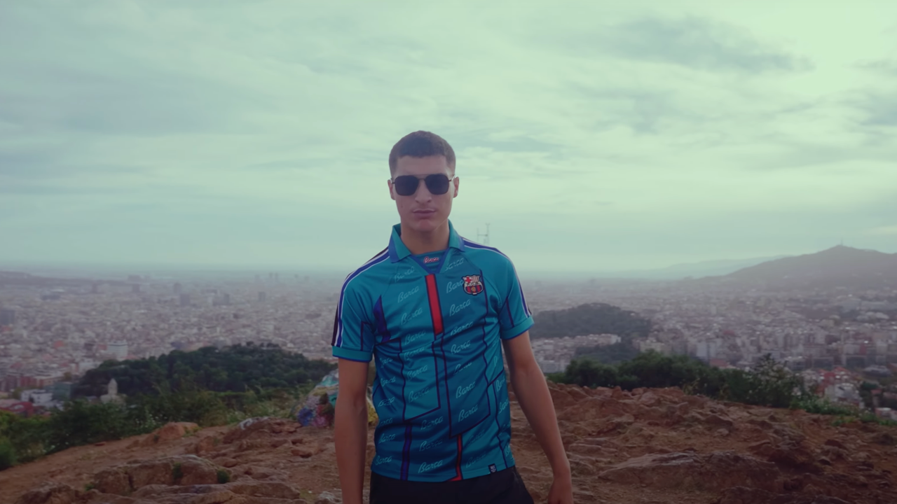 3ARBI à Barcelone dans le clip de "French Speak"